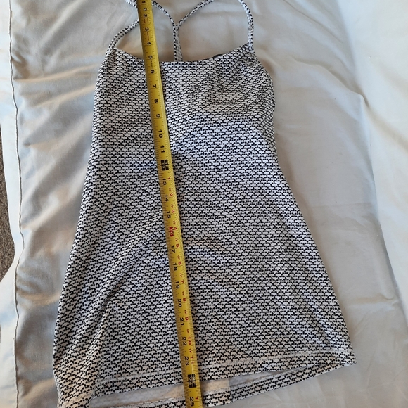LULULEMON Y Tank Top - Picture 5 of 8
